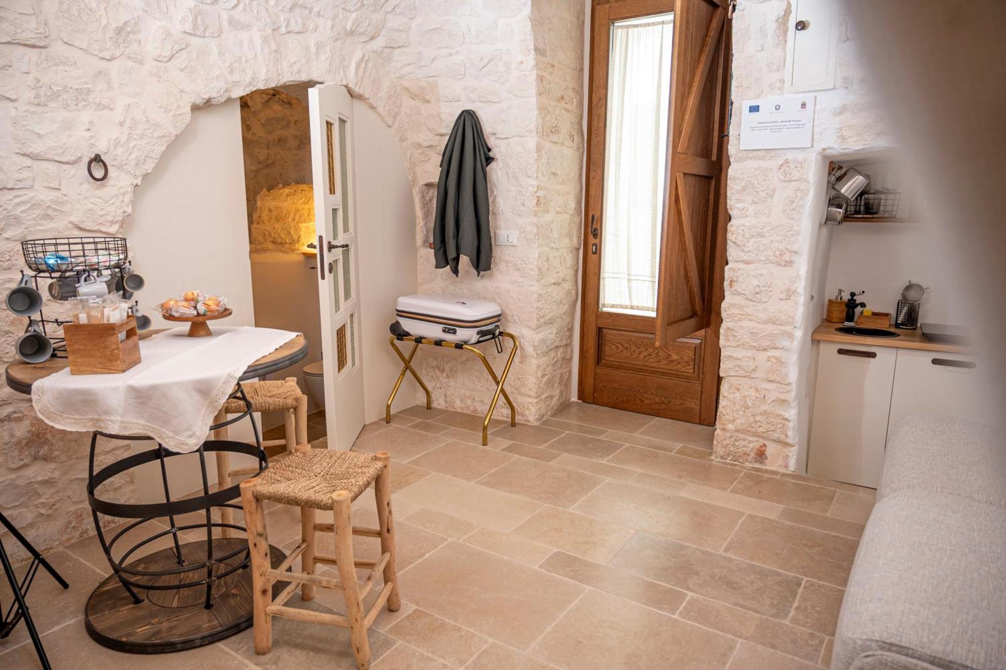 B&B Trulli Miriva' Alberobello Exterior photo